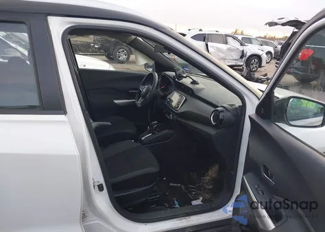 2019 Nissan Kicks Sv z USA, uszkodzony, nr VIN 3N1CP5CU1KL563345